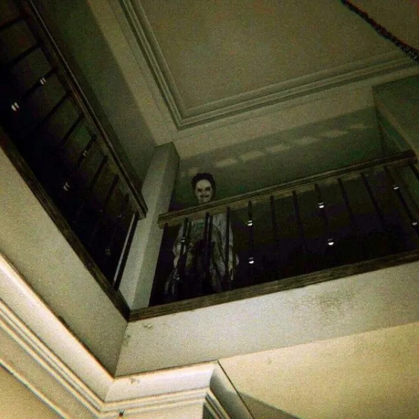 Creepy Photos (25 pics)