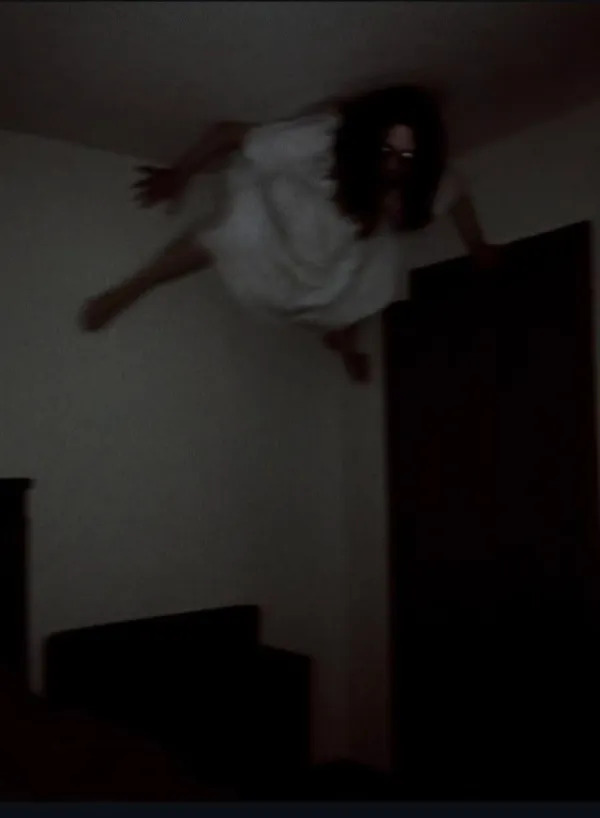 Creepy Photos (25 pics)