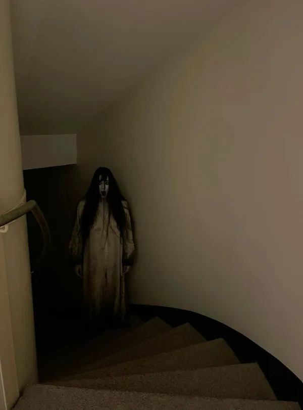 Creepy Photos (25 pics)