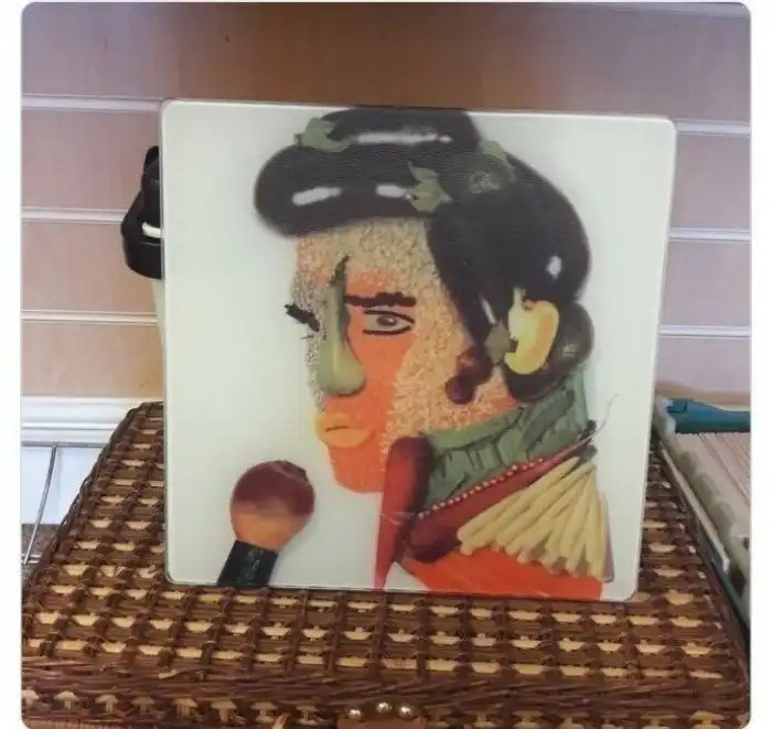 Strange Finds In Thrift Shops (21 pics)