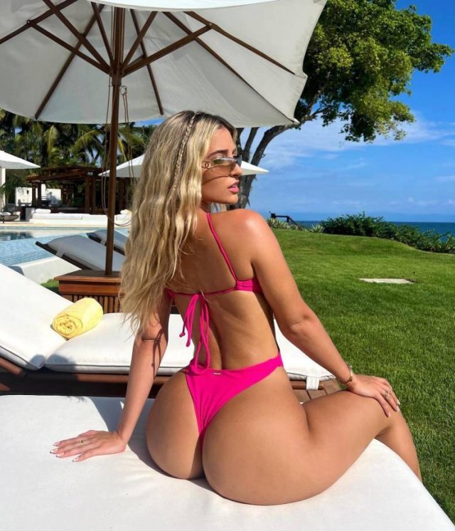 Slim Girls (21 pics)