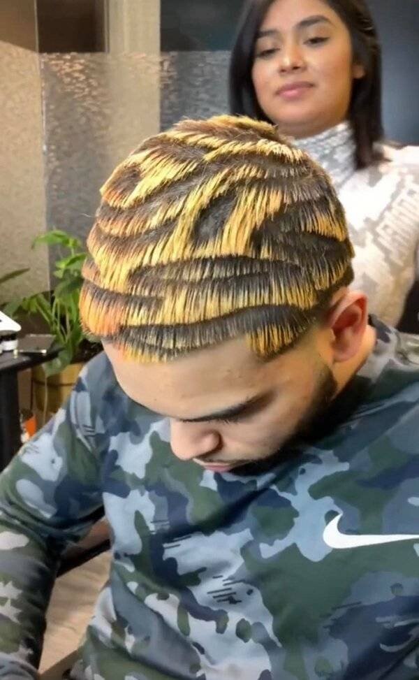 Awful Haircuts (27 pics) Awful Haircuts (27 pics)