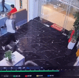 Acid GIFs, July 31 (25 gifs)