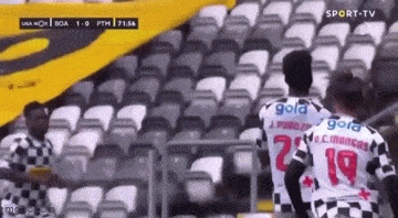 Acid GIFs, August 6 (25 gifs)