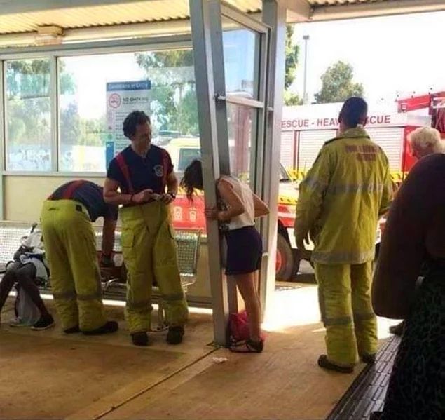 Unfortunate Situations (21 pics)