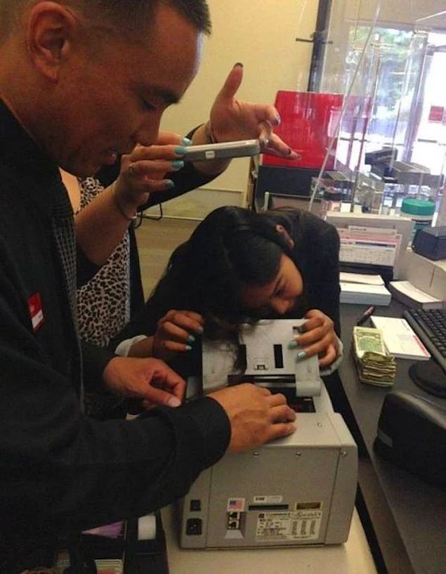 Unfortunate Situations (21 pics)