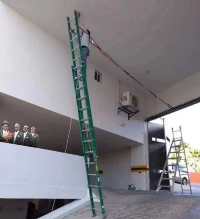 They Don't Care About Safety (23 pics)