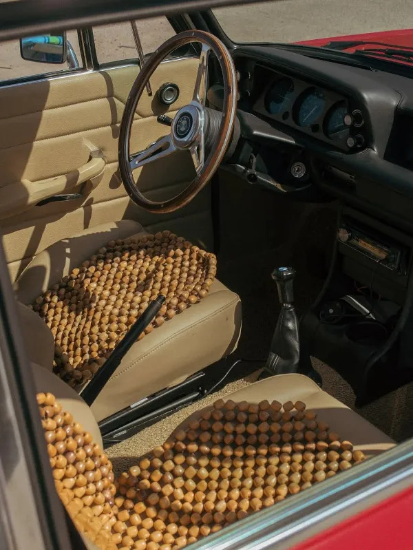 Amazing Car Interiors (23 pics) Amazing Car Interiors (23 pics)