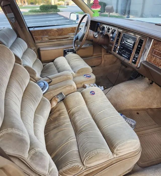 Amazing Car Interiors (23 pics) Amazing Car Interiors (23 pics)