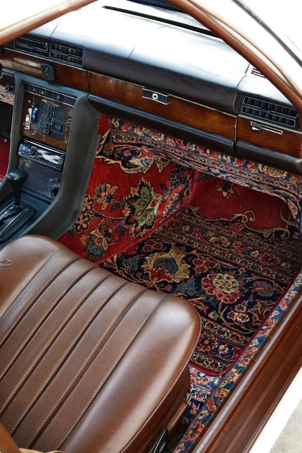 Amazing Car Interiors (23 pics) Amazing Car Interiors (23 pics)