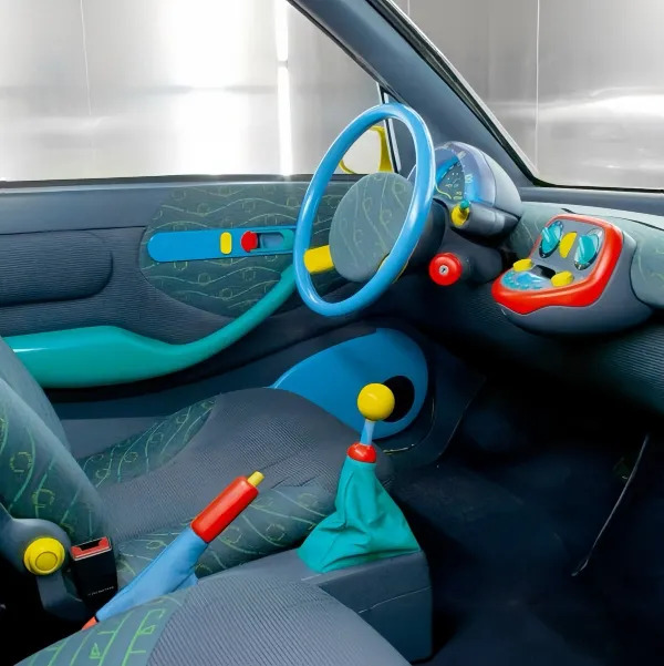Amazing Car Interiors (23 pics) Amazing Car Interiors (23 pics)