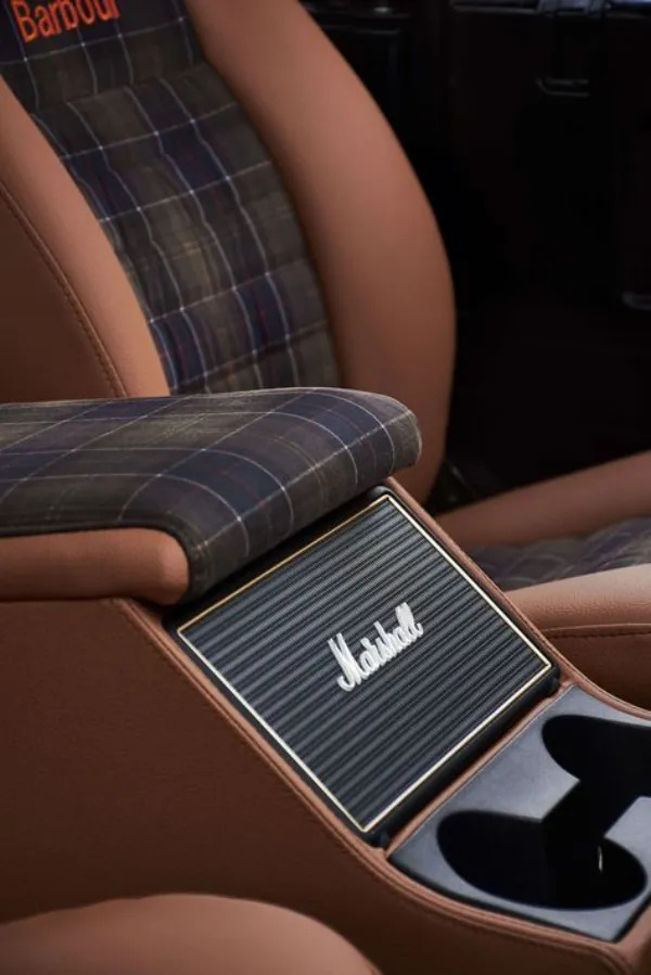 Amazing Car Interiors (23 pics) Amazing Car Interiors (23 pics)