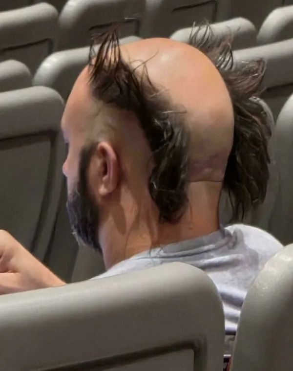 Awful Haircuts (27 pics) Awful Haircuts (27 pics)