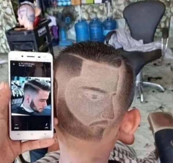 Awful Haircuts (27 pics) Awful Haircuts (27 pics)