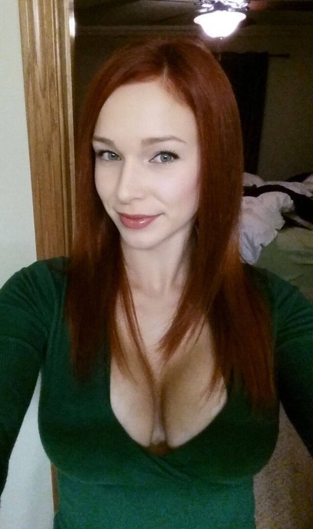 Redhead Girls (21 pics)