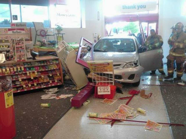 Bad Days Happen (21 pics)