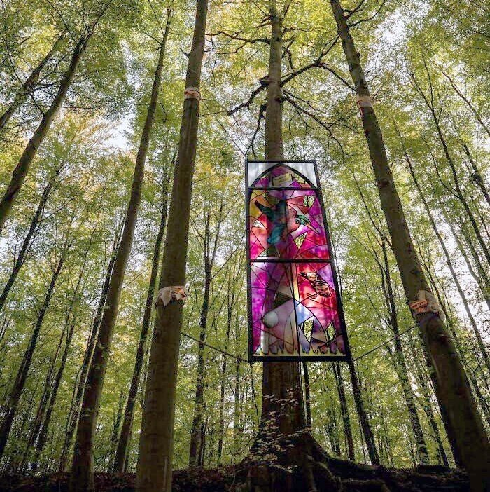 Unexpected Finds In The Woods (21 pics) Unexpected Finds In The Woods (21 pics)