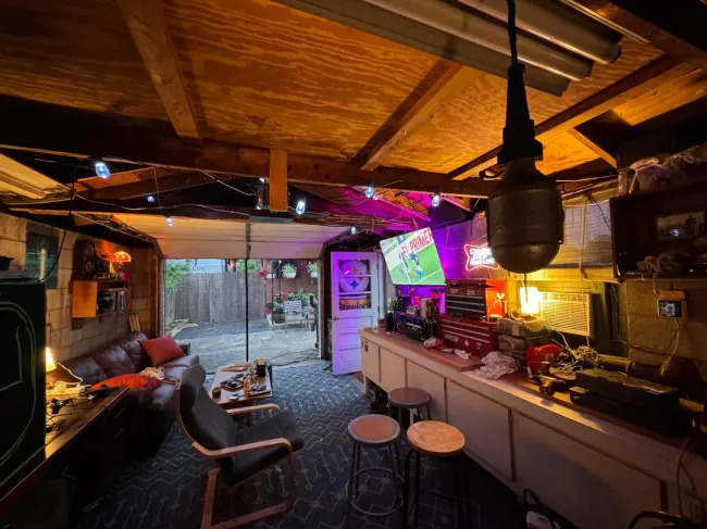 Cool Man Caves (19 pics) Cool Man Caves (19 pics)