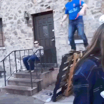 Acid GIFs, August 14 (25 gifs)