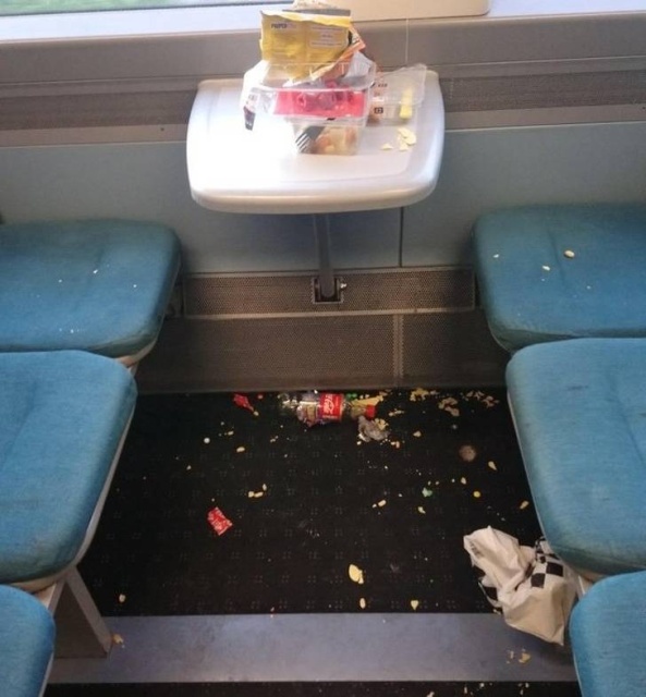 Annoying Situations (23 pics)