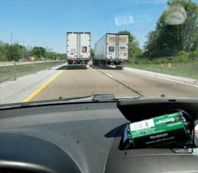 Annoying Situations (23 pics)