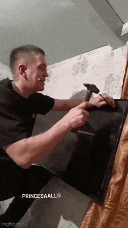 Acid GIFs, August 17 (25 gifs) Acid GIFs, August 17 (25 gifs)
