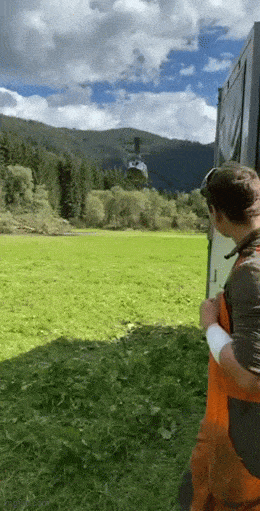Acid GIFs, August 17 (25 gifs) Acid GIFs, August 17 (25 gifs)