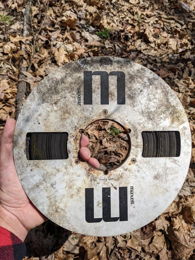 Weird Finds In The Woods (17 pics)