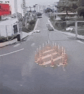 Acid GIFs, August 18 (25 gifs)