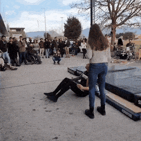 Acid GIFs, August 20 (25 gifs)