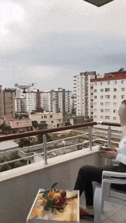 Acid GIFs, August 20 (25 gifs)