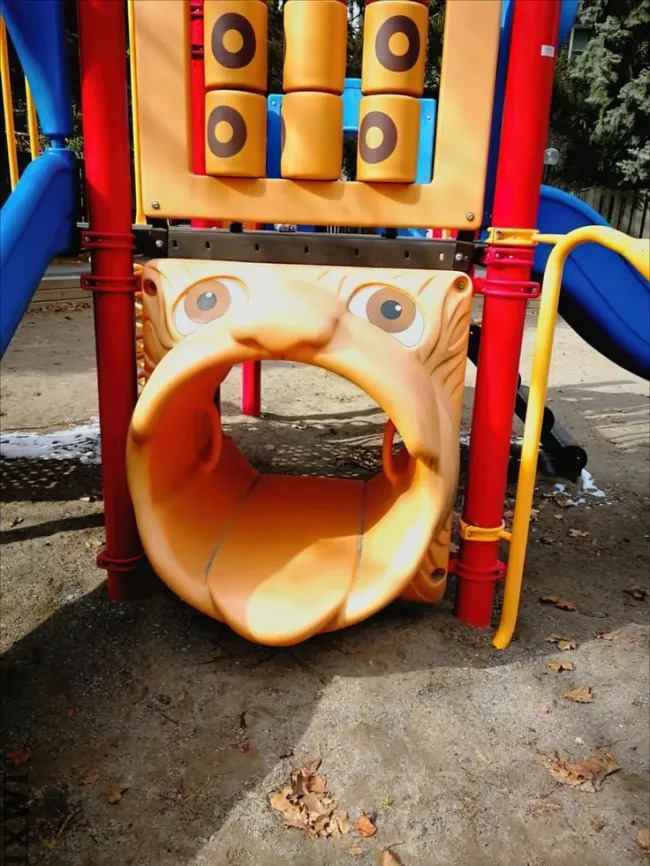 Failed Playgrounds (23 pics) Failed Playgrounds (23 pics)