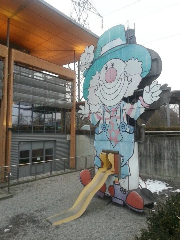 Failed Playgrounds (23 pics) Failed Playgrounds (23 pics)