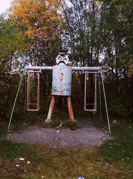 Failed Playgrounds (23 pics) Failed Playgrounds (23 pics)