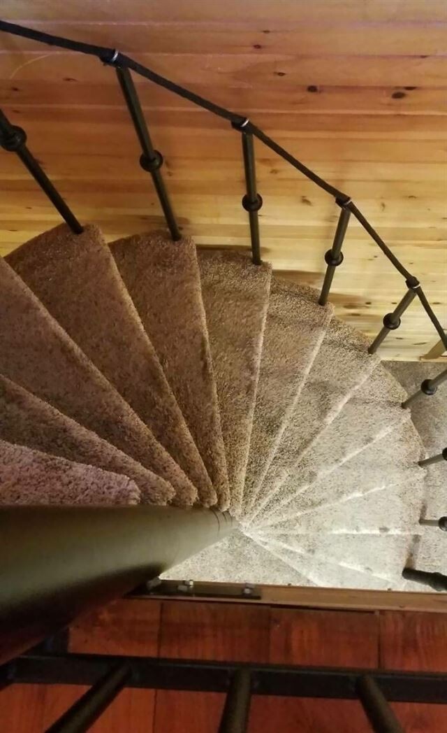 Dangerous Stairs (25 pics)