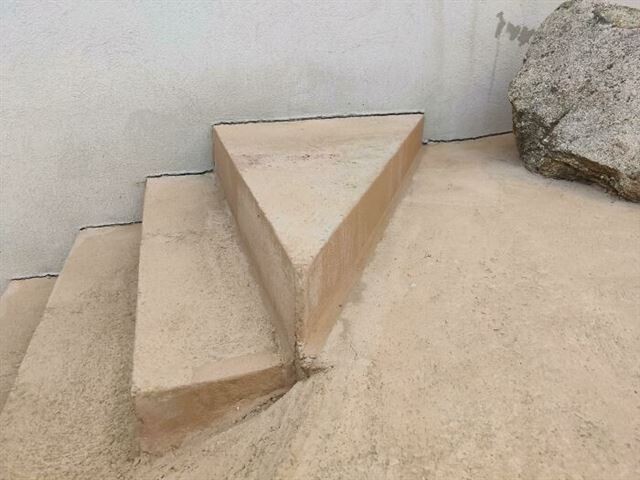 Dangerous Stairs (25 pics)