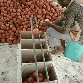 Acid GIFs, August 21 (25 gifs) Acid GIFs, August 21 (25 gifs)