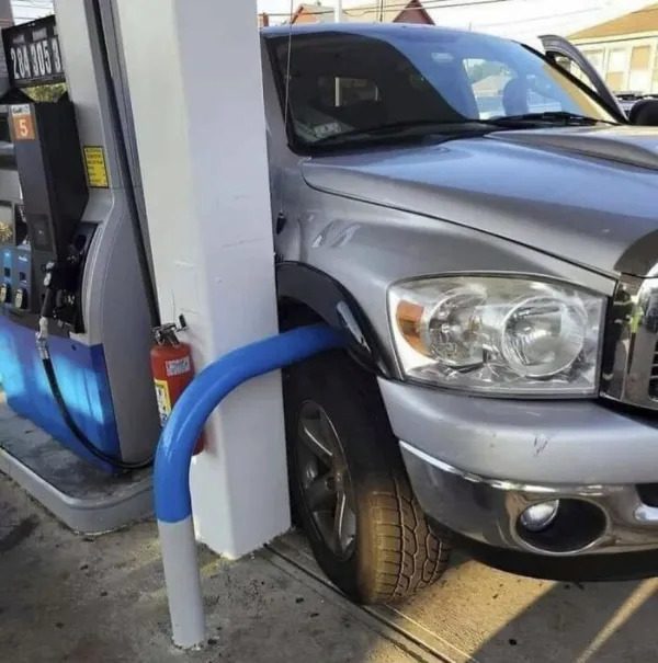 Awful Drivers (23 pics) Awful Drivers (23 pics)
