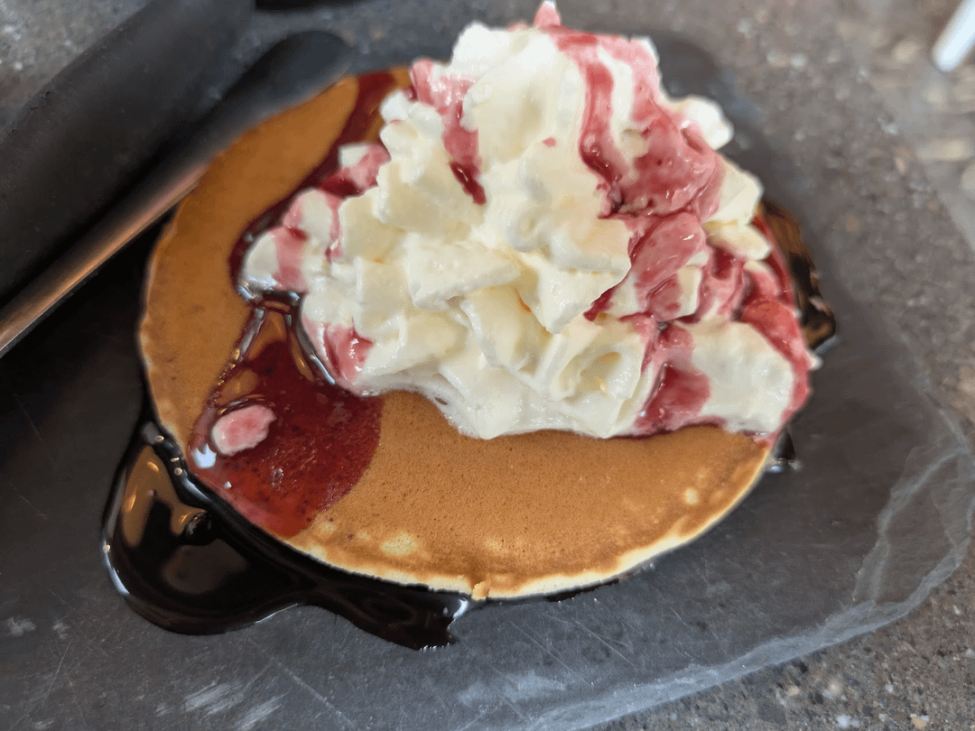 Crazy Food Serving (21 pics)