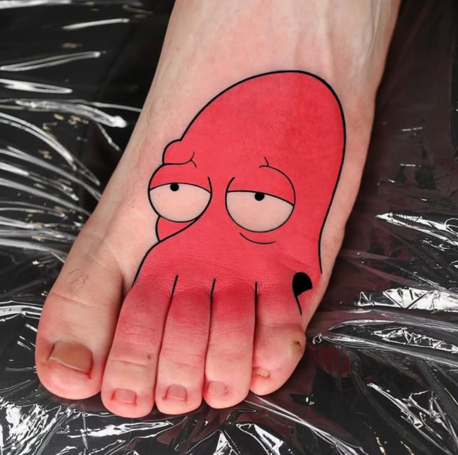 Weird Tattoos (25 pics) Weird Tattoos (25 pics)