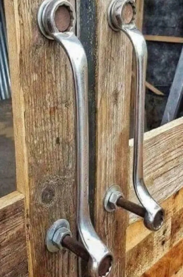 Redneck Inventions And Repairs (21 pics)