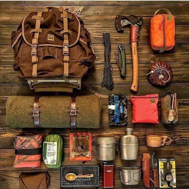 Survivalists Showed Off Their Kits (15 pics)