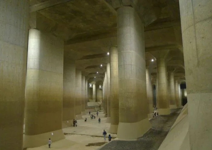 Giant Things (25 pics)