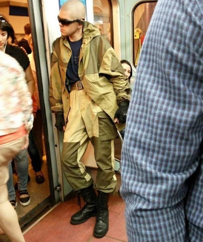 Strange People In The Subway (19 pics) Strange People In The Subway (19 pics)