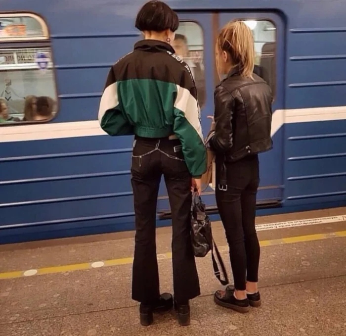 Strange People In The Subway (19 pics) Strange People In The Subway (19 pics)