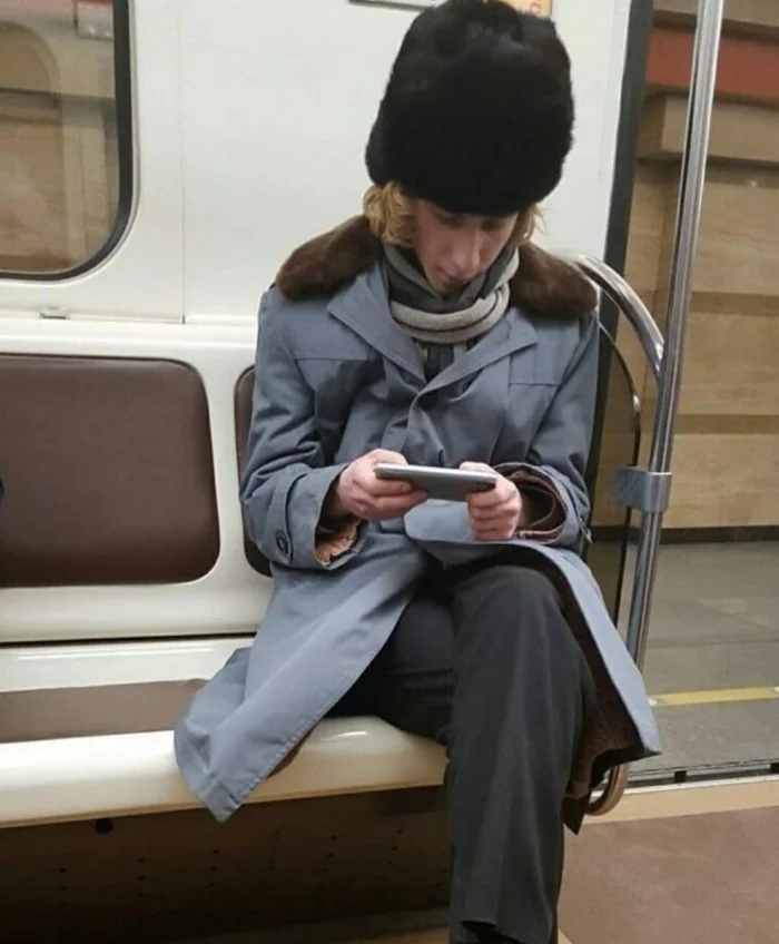 Strange People In The Subway (19 pics) Strange People In The Subway (19 pics)