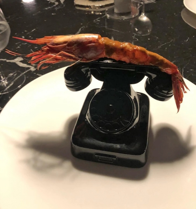 Crazy Food Serving (16 pics)
