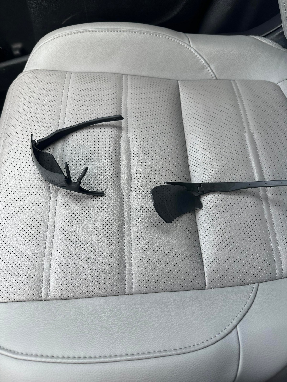 Bad Days Happen (23 pics)