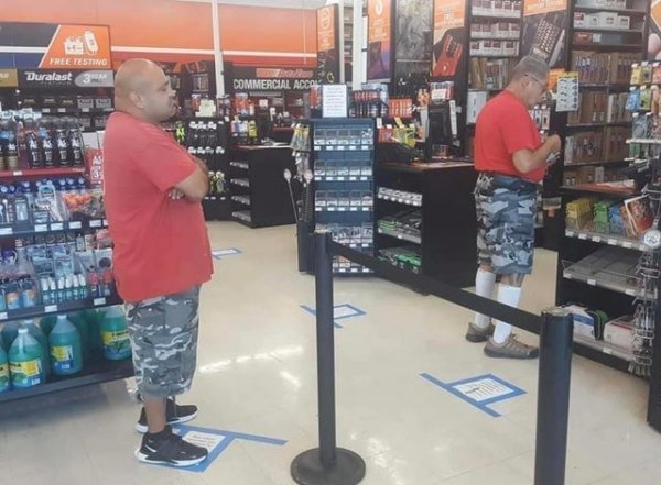 Glitches In The Matrix (18 pics)