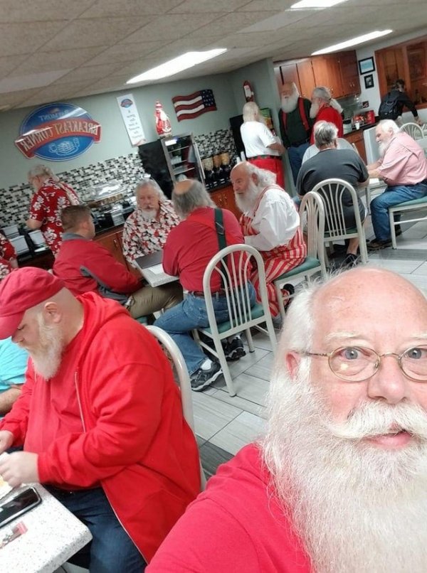 Glitches In The Matrix (18 pics)